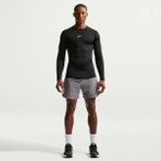 NIKE Herren Sweatshirt M NP DF TIGHT TOP LS, Größe S in Weiß
