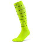 CEP - Pro Run Reflective Tall 2.0 - Kompressionssocken  V grün