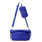 pinqponq - Aksel Solid 2+5 - Umhängetasche Gr 2 + 5 l blau